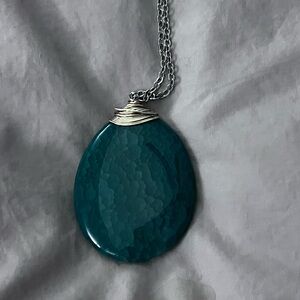 Dark green stone necklace great condition, purchased at an art fair